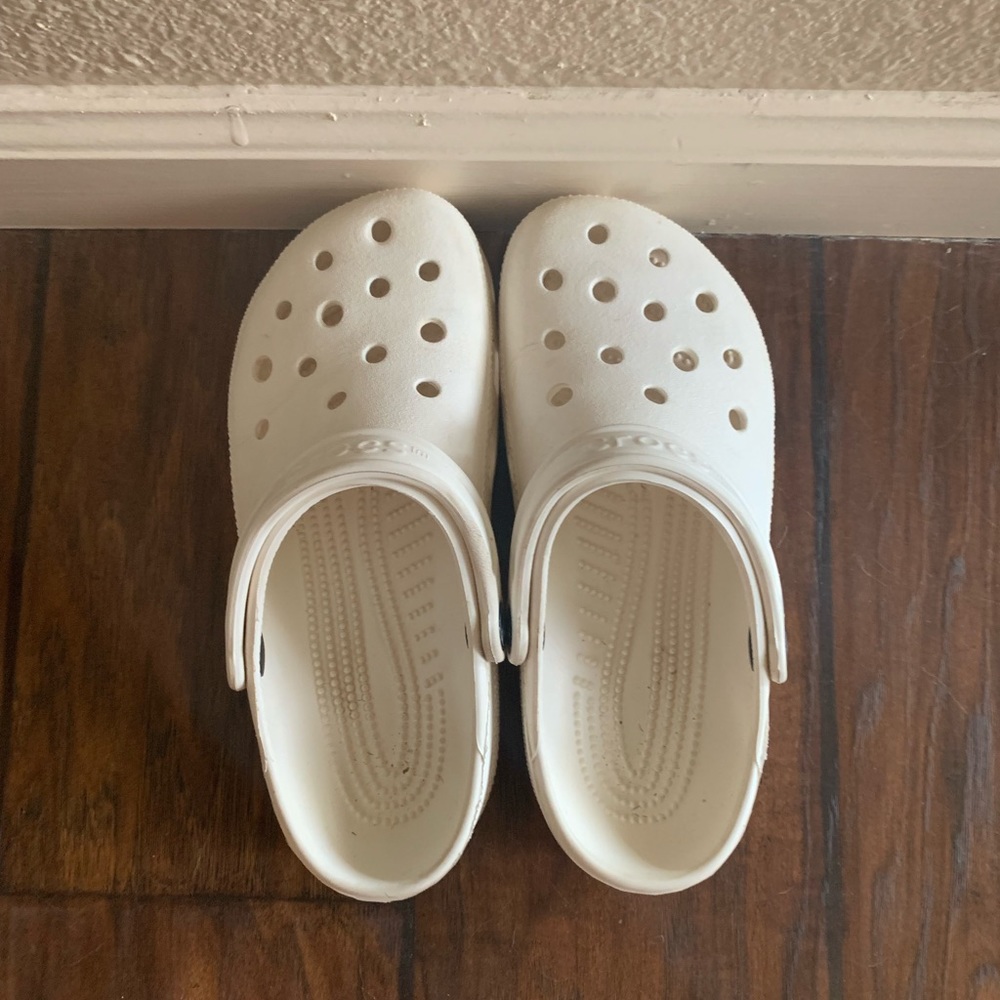 CROCS